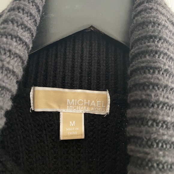 Michael Kors Sleeveless Turtleneck Sweater - Picture 2 of 7
